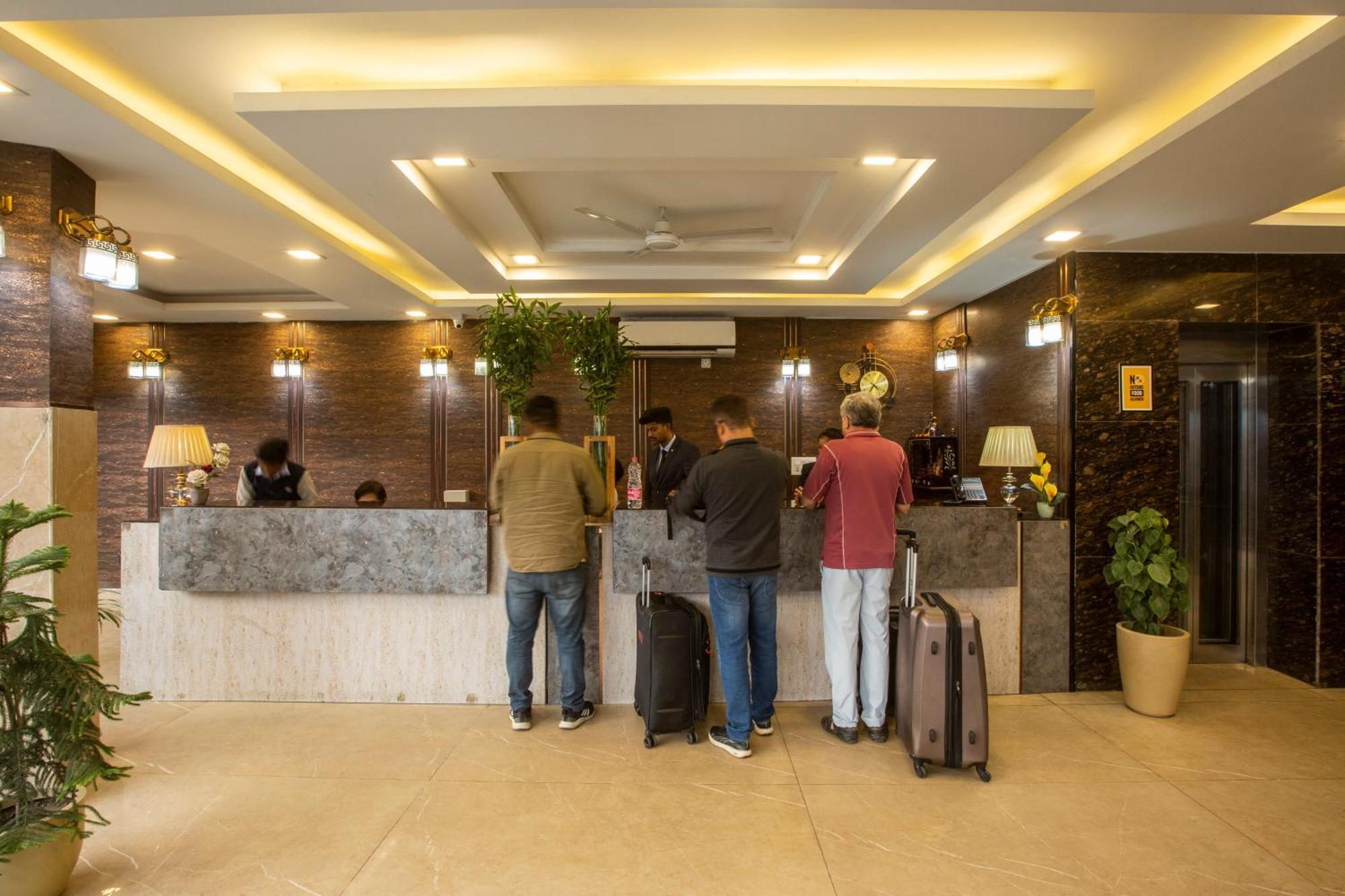 Hotel Prithvi-Raj Near Delhi Airport New Delhi Extérieur photo